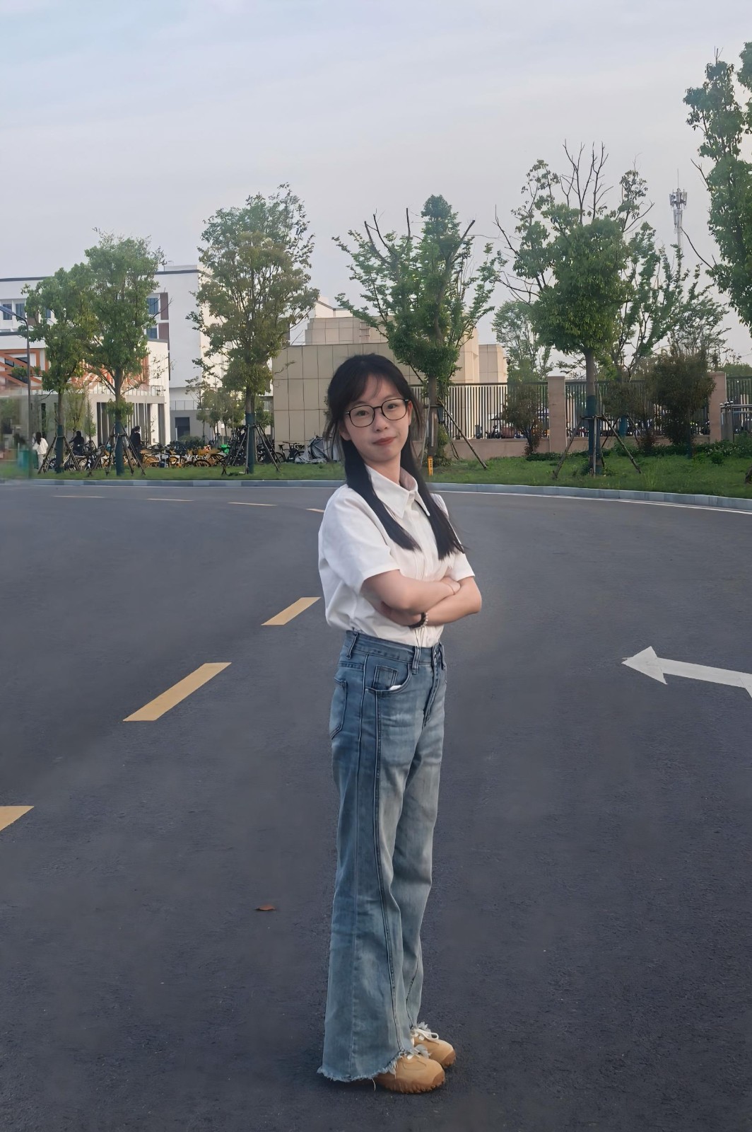 1748225667155668.jpg 汪晶晶(1).jpg